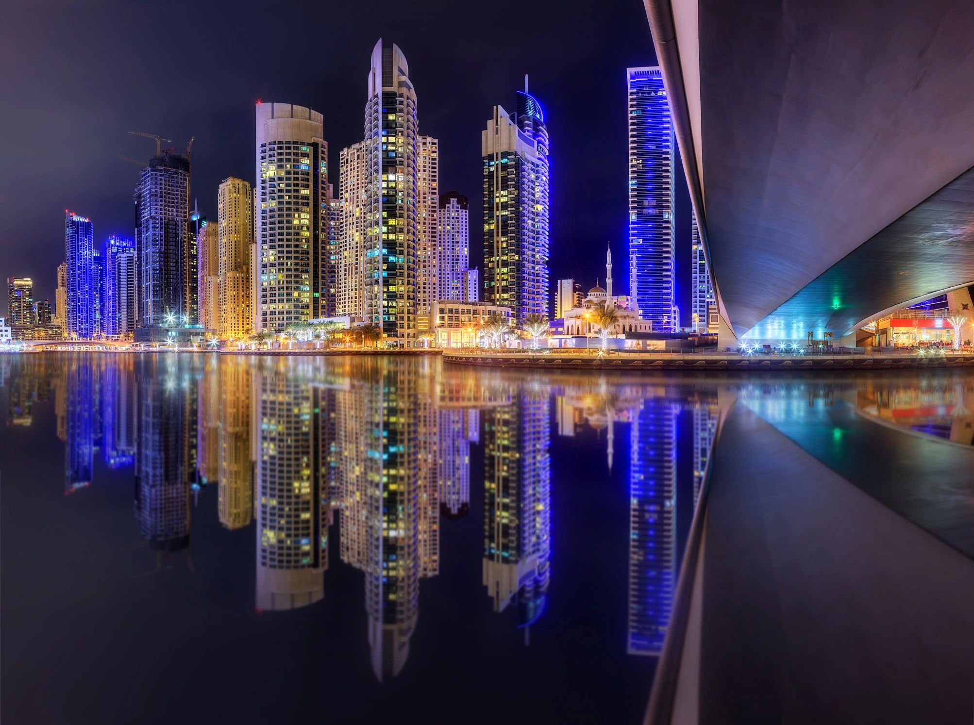 Business Bay and Downtown Dubai panoramic view
